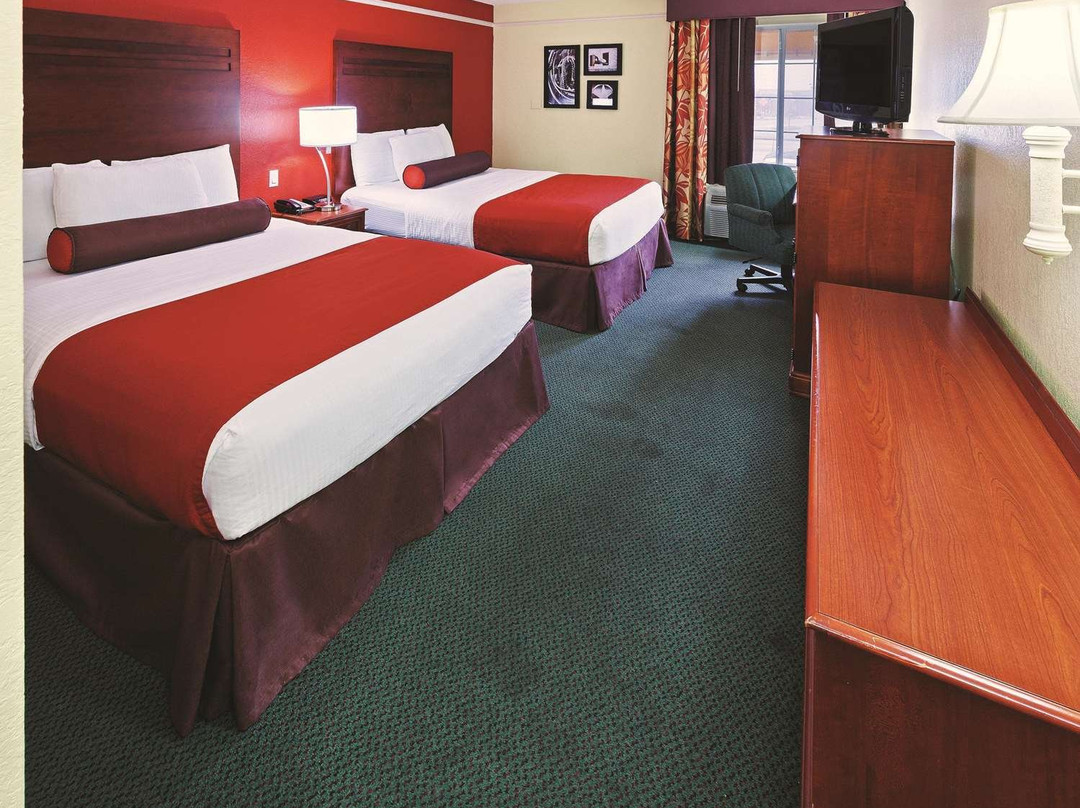 La Quinta Inn & Suites by Wyndham Weatherford主图