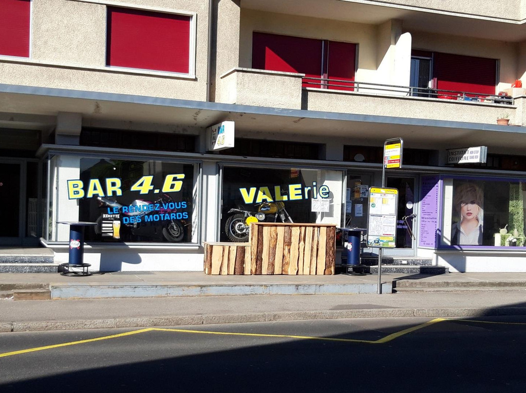 Bar 4.6