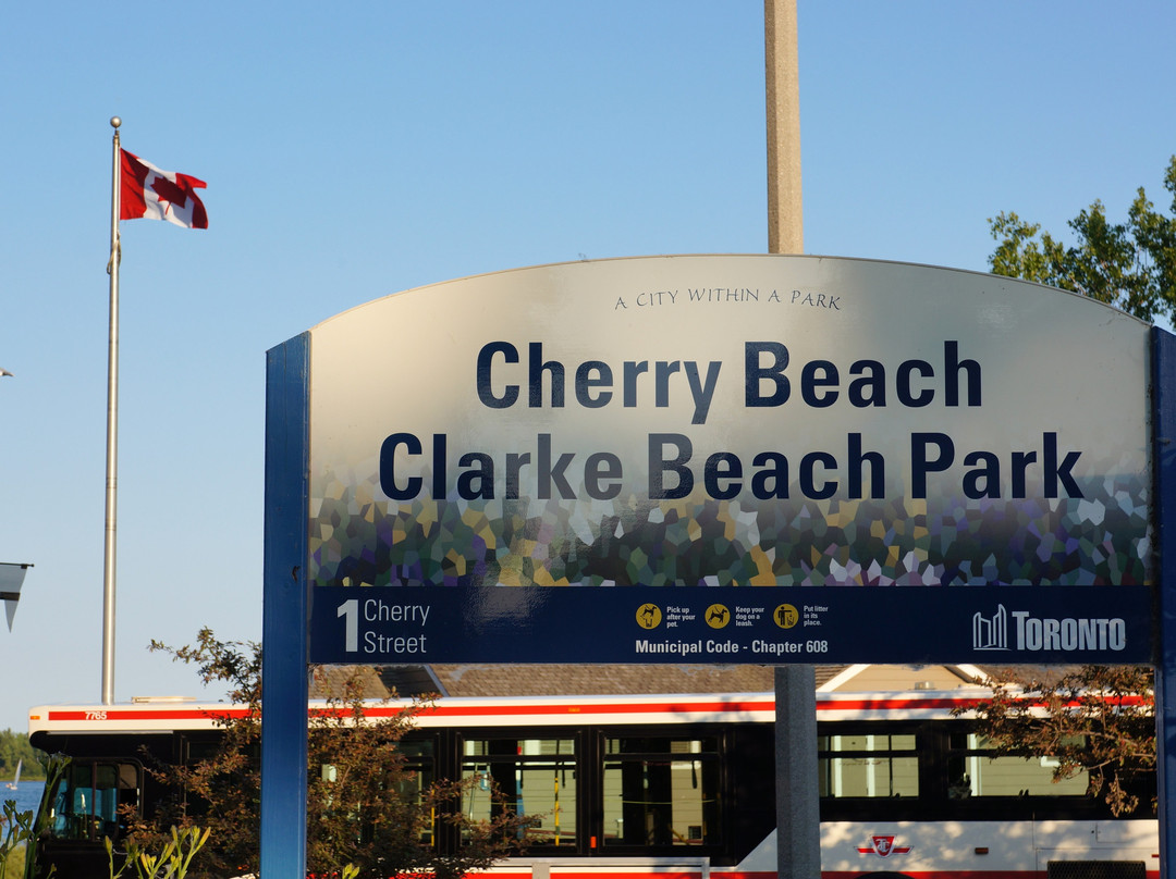 Cherry Beach景点图片