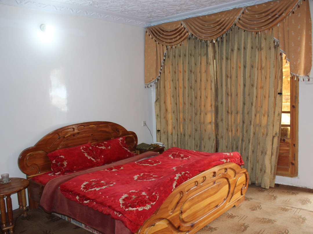 Miandam Palace Hotel主图