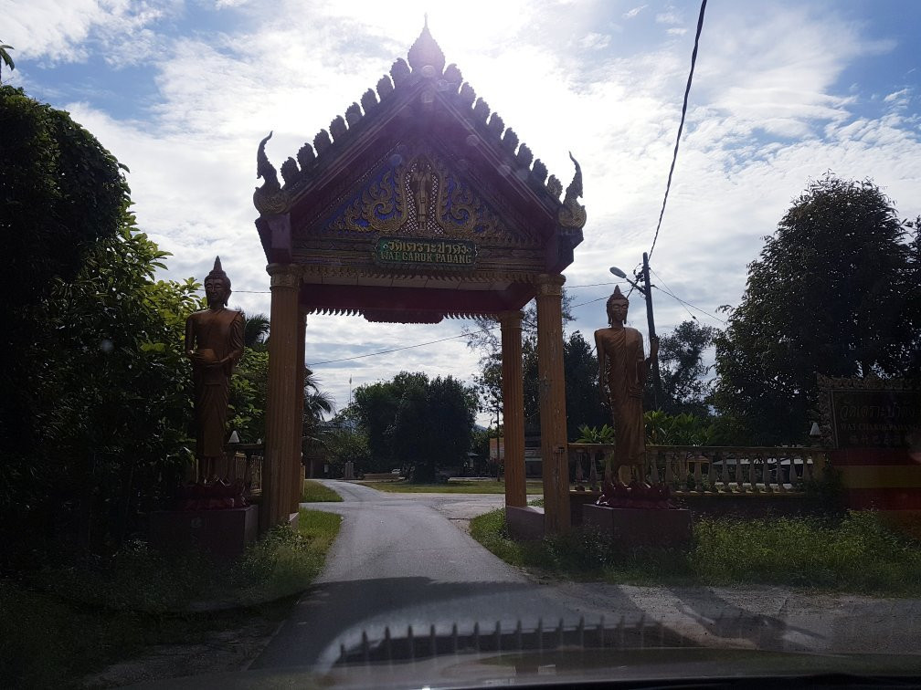 Wat Charok Padang-Sik必去景点