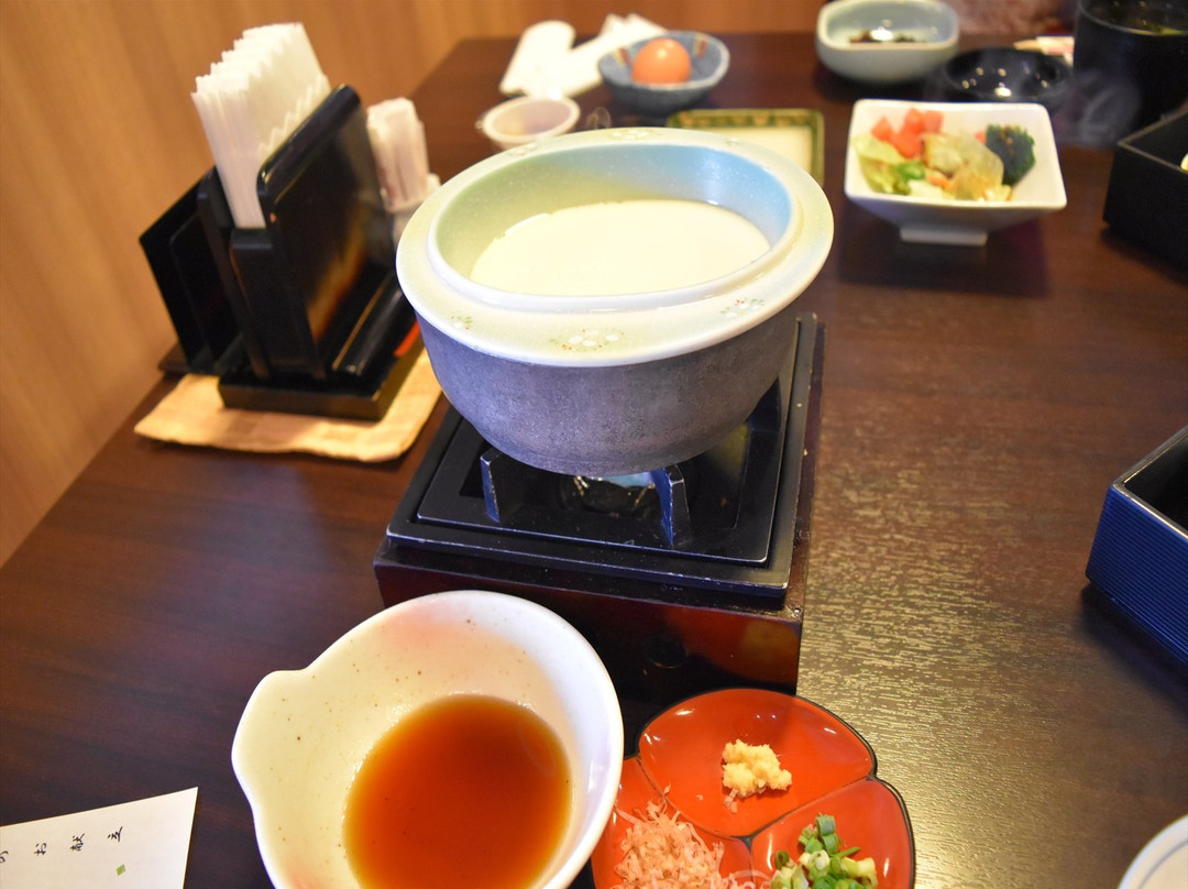 双泉之宿朱白日式旅馆主图