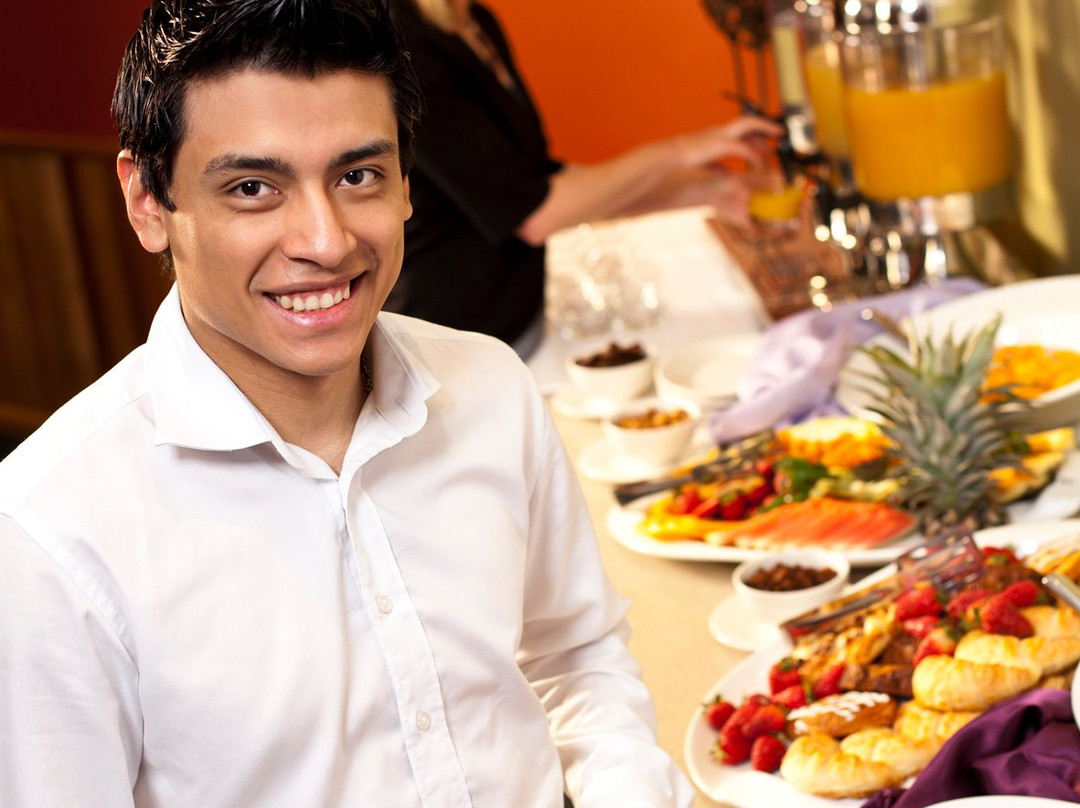 厄齐沃特酒店主图