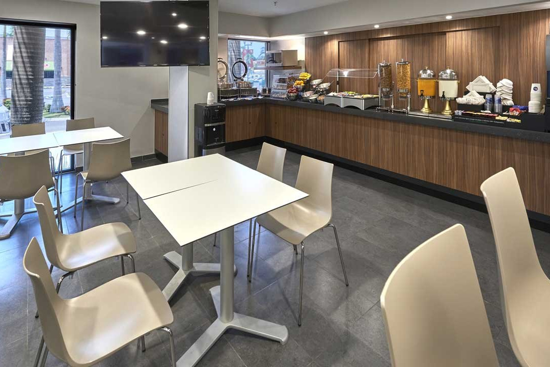 City Express By Marriott Tampico主图