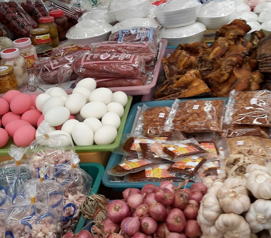 Star Night Bazaar-罗勇必去景点