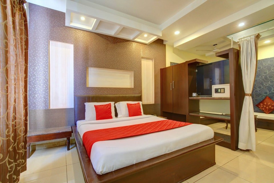 Hotel Abi Krishna主图
