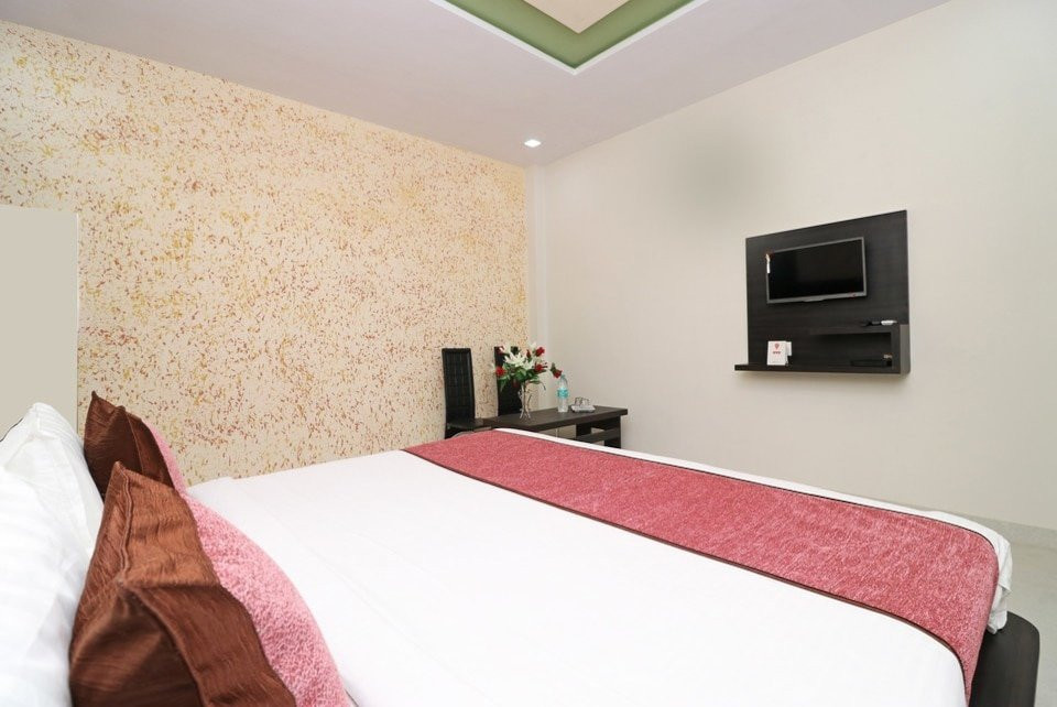 10133 Hotel Rama Grand HS主图