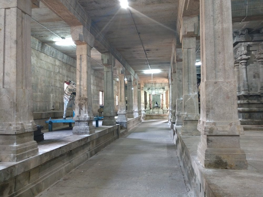 Thenkudi Thittai Sree Vashisteswarar Temple- Guru Stalam景点图片