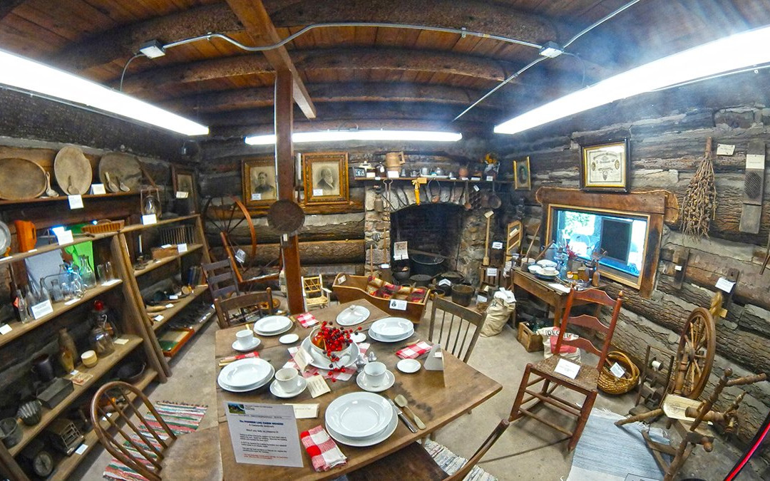 Pioneer Log Cabin Museum-Cassopolis必去景点