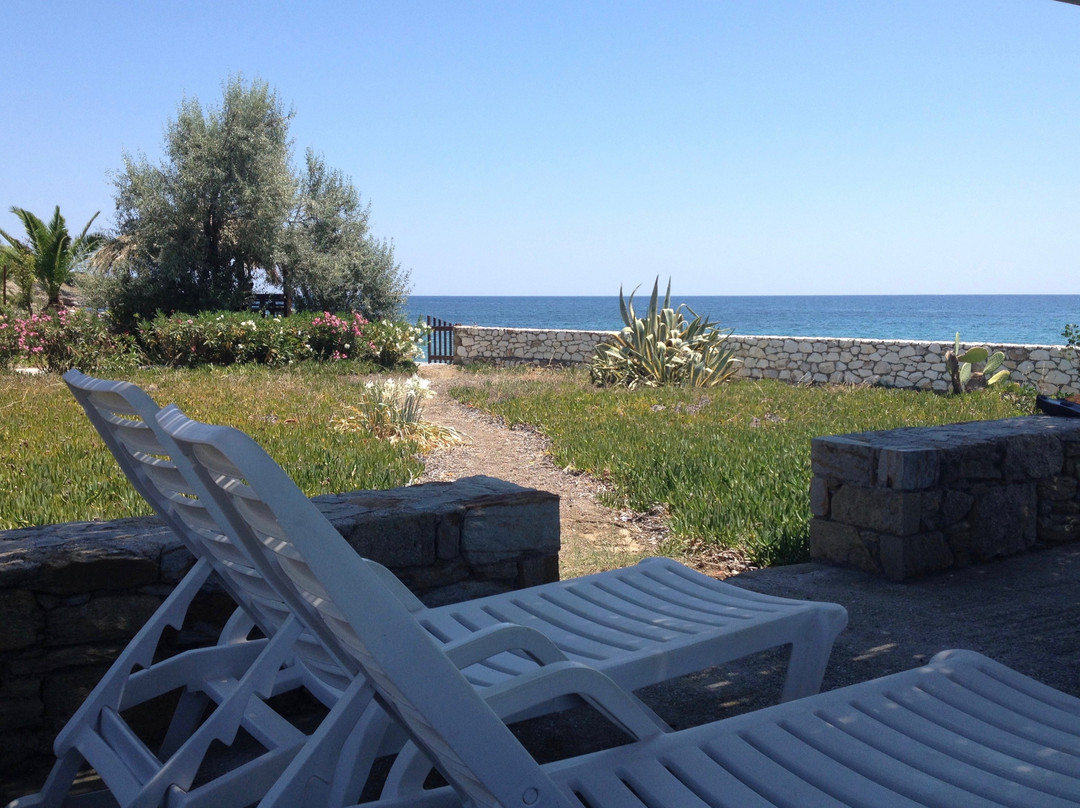 Mealos Apartments主图