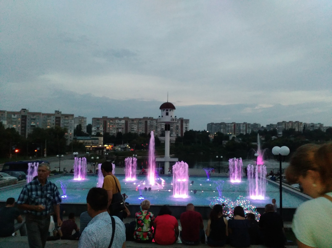 Perlyna Kokhannya Music and Light Fountain-Uman必去景点
