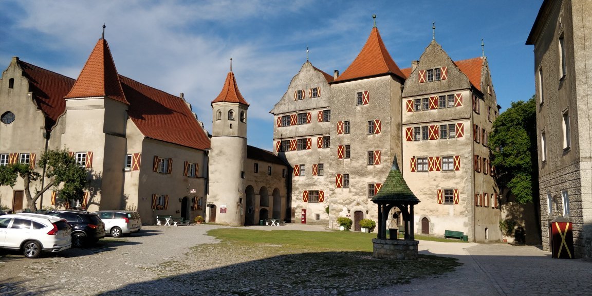 Schlosshotel Harburg-官方