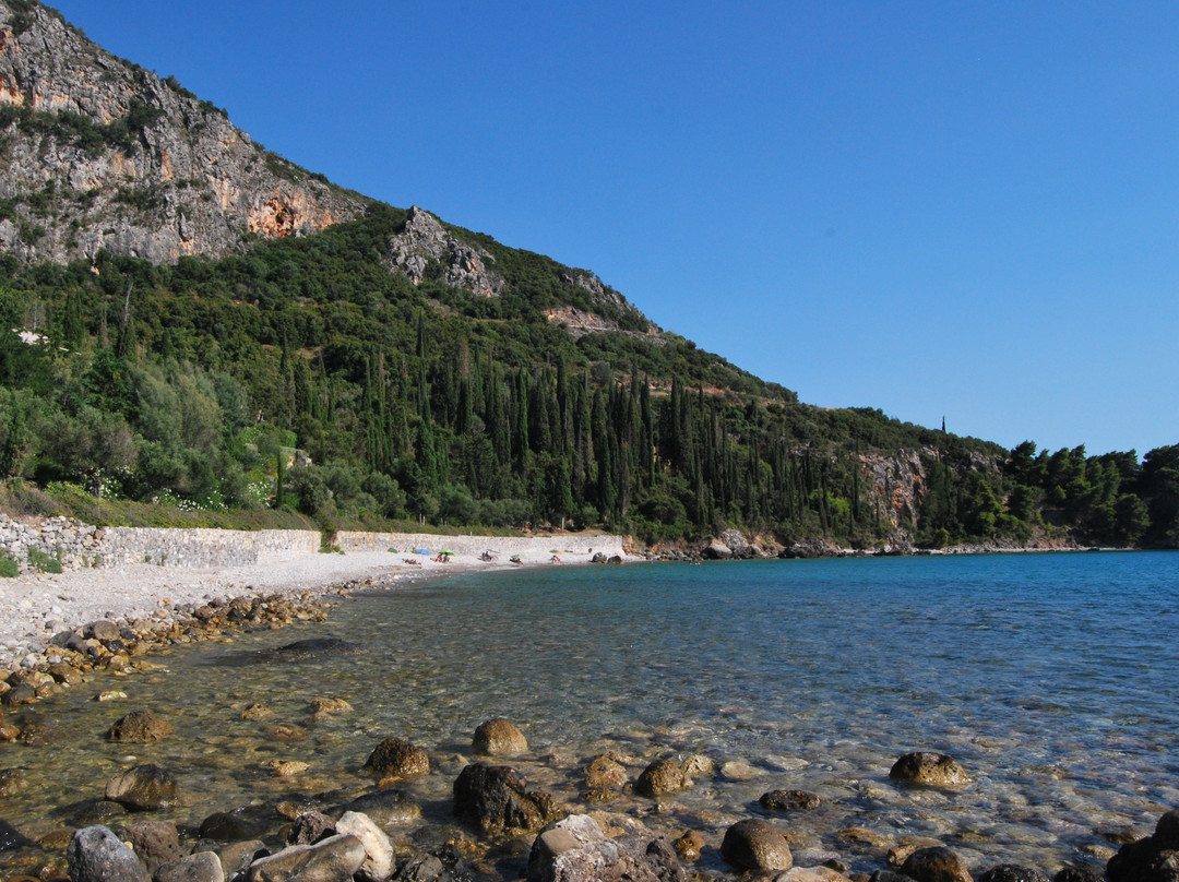 Kalamitsi Beach景点图片