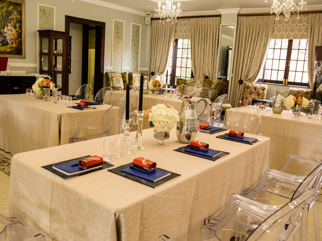 Ivory Manor Boutique Hotel主图