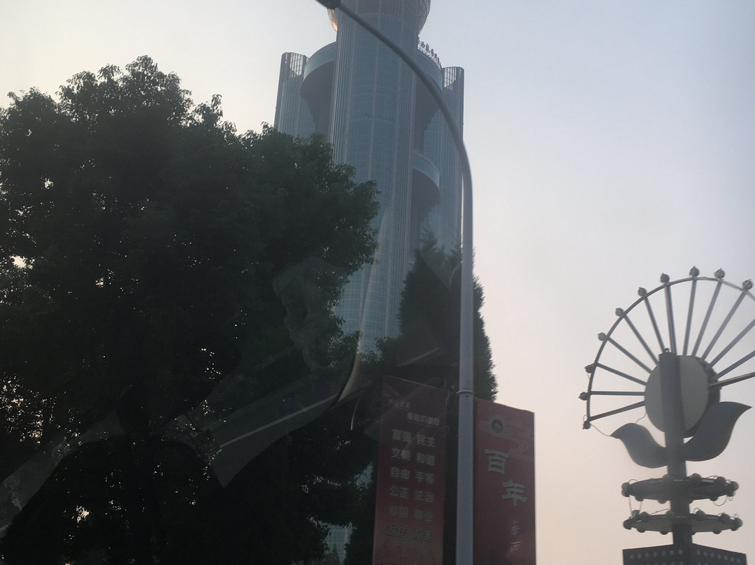 华西村-江阴市必去景点