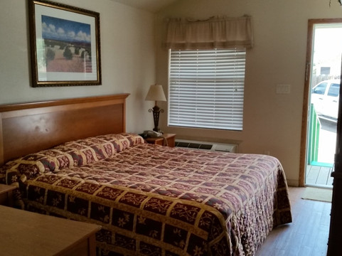 花园旅馆套房主图