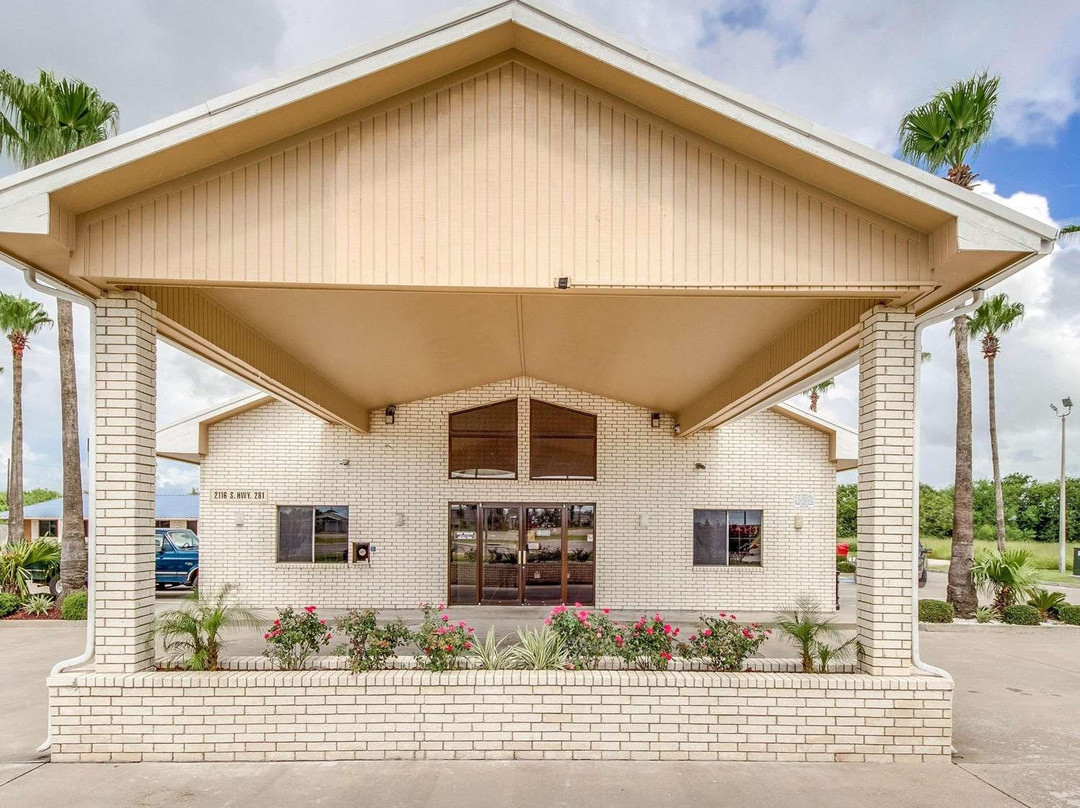 Econo Lodge Falfurrias Hwy 281主图