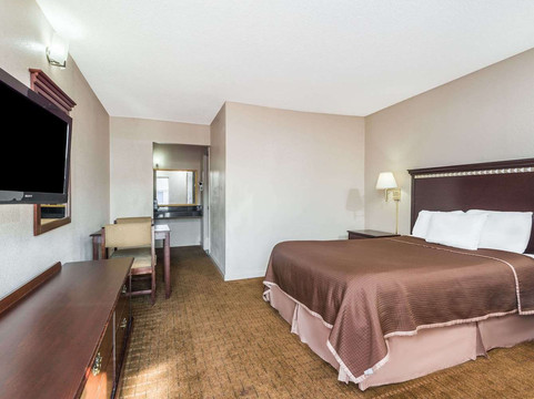 斯普林菲尔德豪生酒店主图