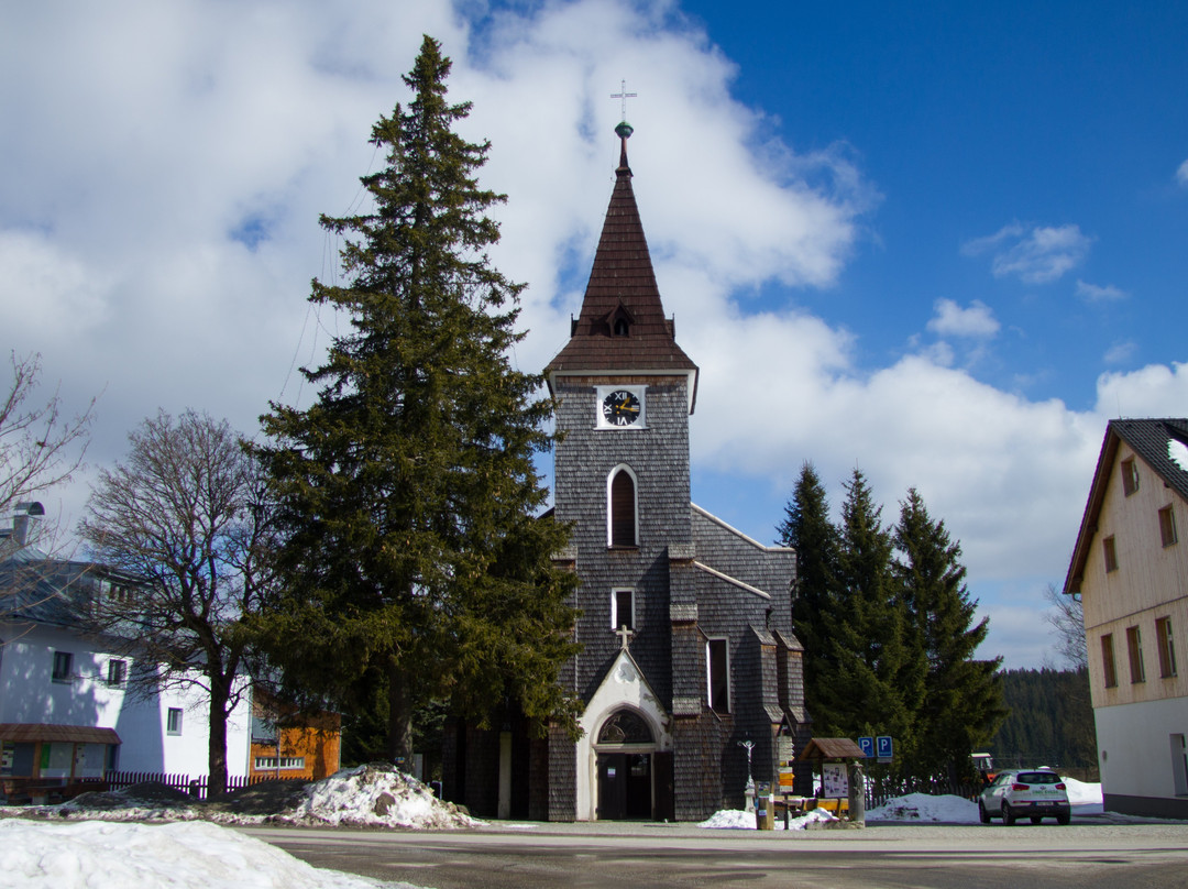 Kostel Svateho Stepana (St. Stephan Church)景点图片