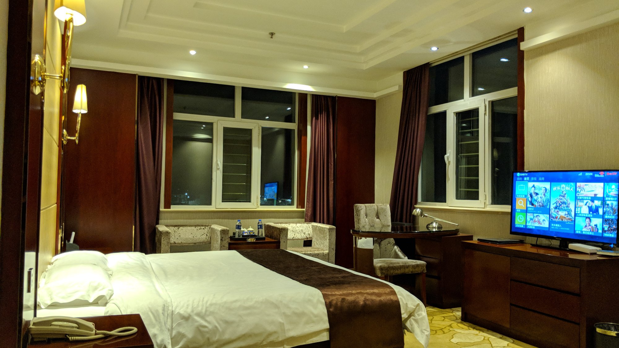 隆豪大酒店-官方