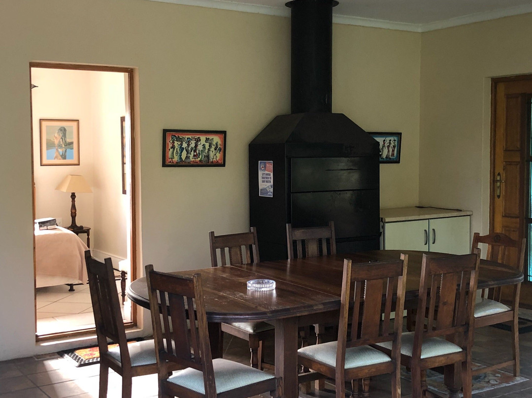 Ebubeleni Guest House主图