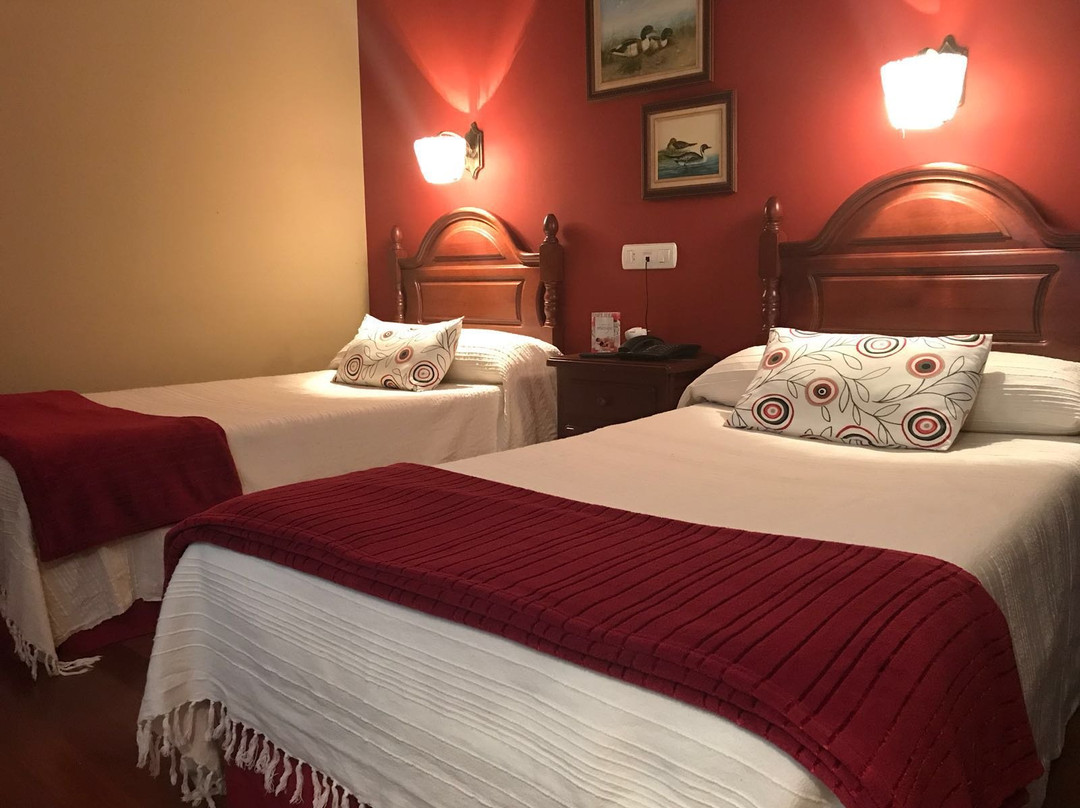 Hotel Restaurante La Villa主图