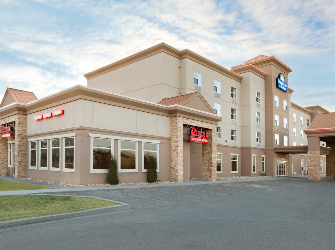 Days Inn & Suites Edmonton Airport主图