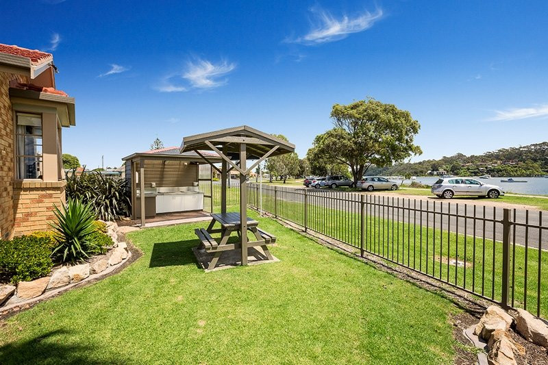 Riviera Beach Resort主图