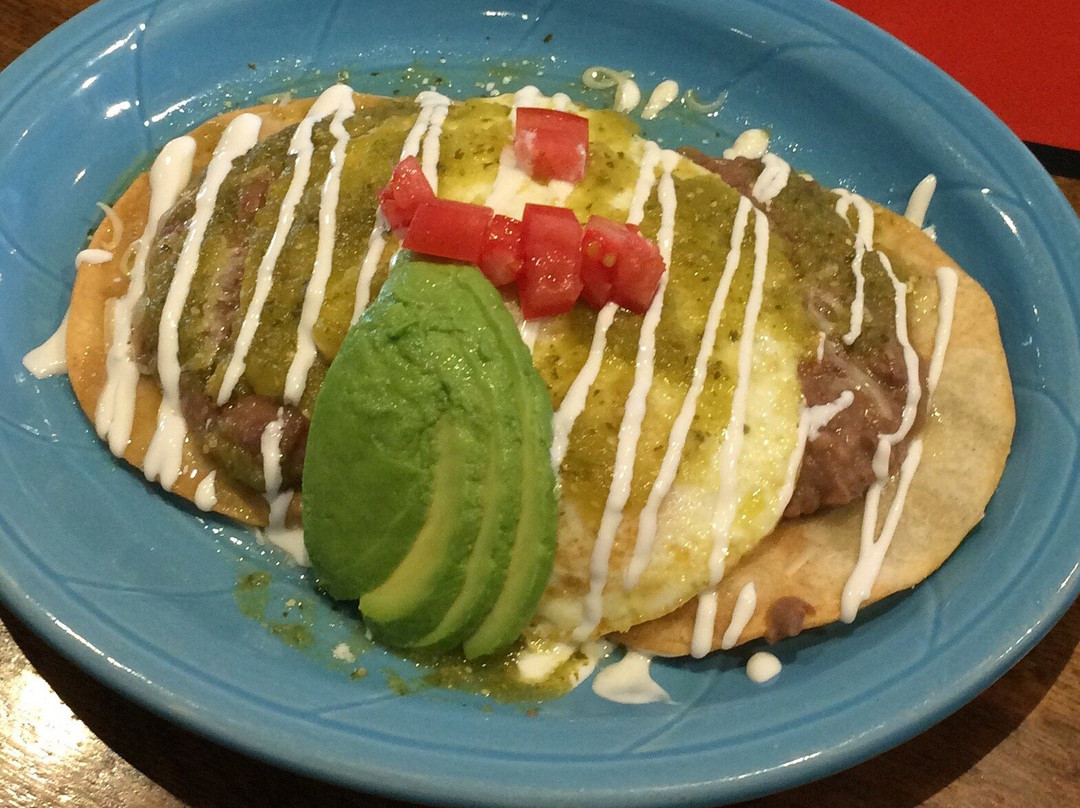 Dunnigan餐馆和美食-Road Trip Bar and Grill