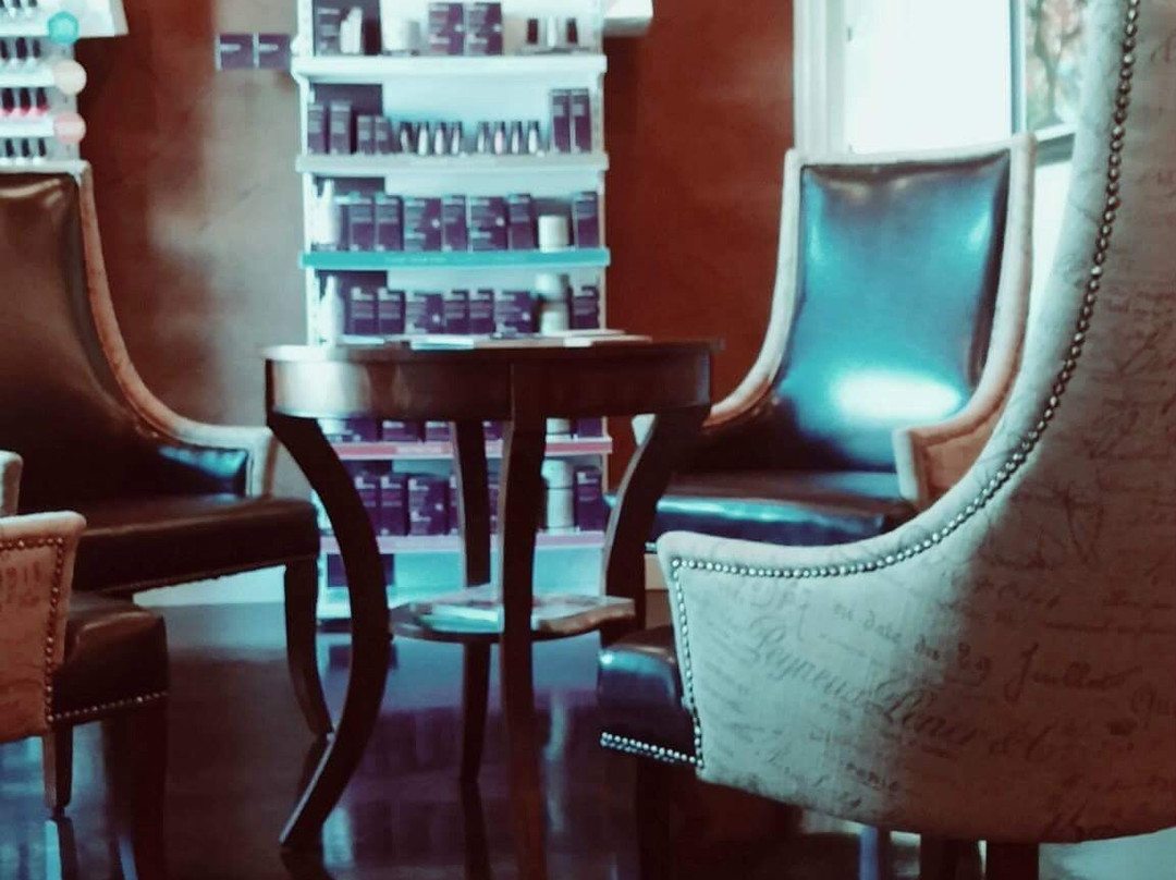 Hideaway Spa and Salon景点图片