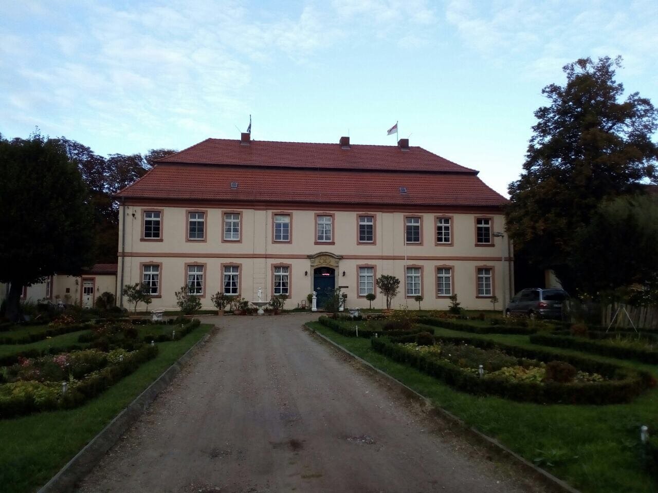 Schloss Lohm-官方