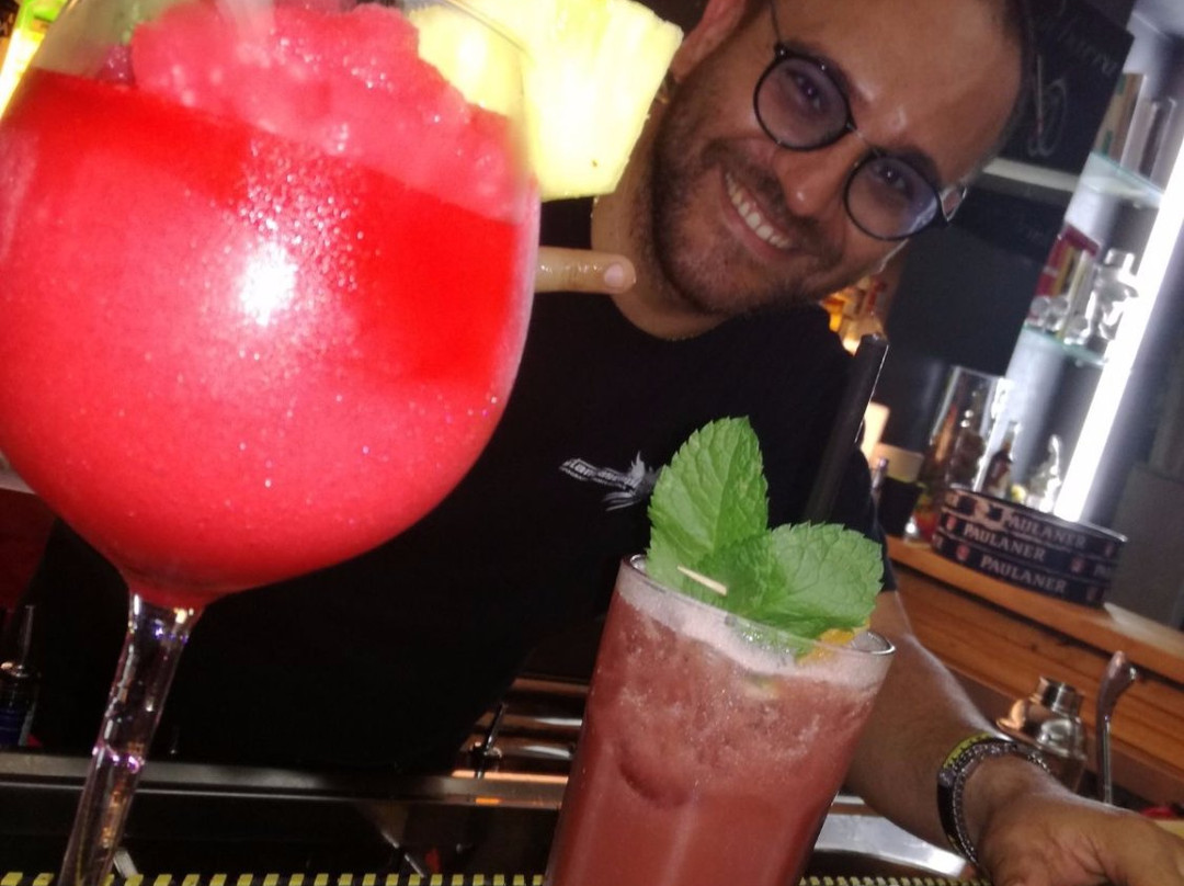 Cacharra Lounge Drink-Floridia必去景点