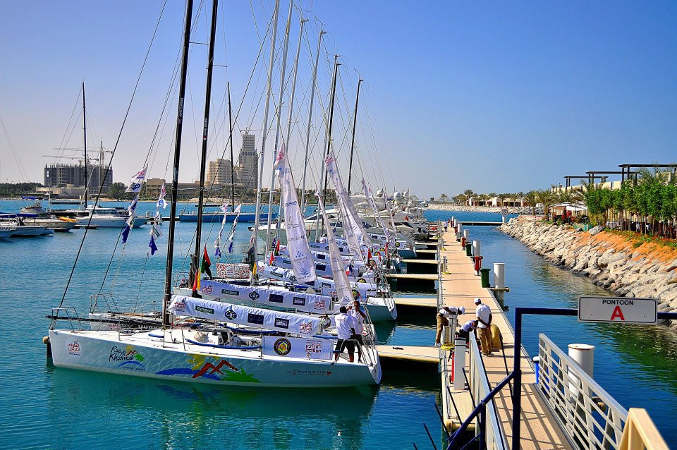 Al Jazirat Al Hamra餐馆和美食-Al Hamra Marina and Yacht Club Restaurant