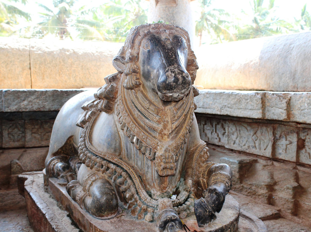Panchalingeshwara Temple景点图片