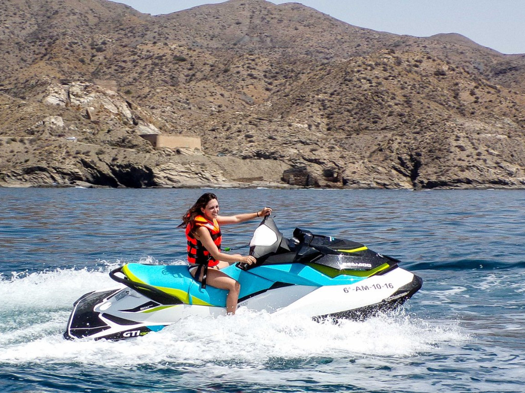 Atlantis Xtrem Jetski & Flyboard-Garrucha必去景点