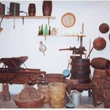 Museo Etnografico di Bomba-Bomba必去景点