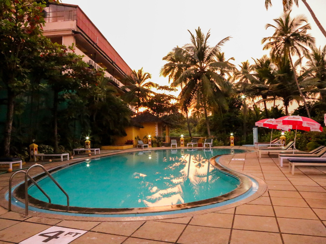 奔闹林酒店住宿-Carina Beach Resort