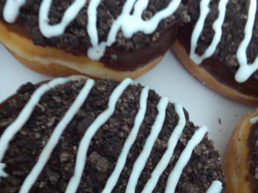 Al Muzahimiyah餐馆和美食-Krispy Kreme