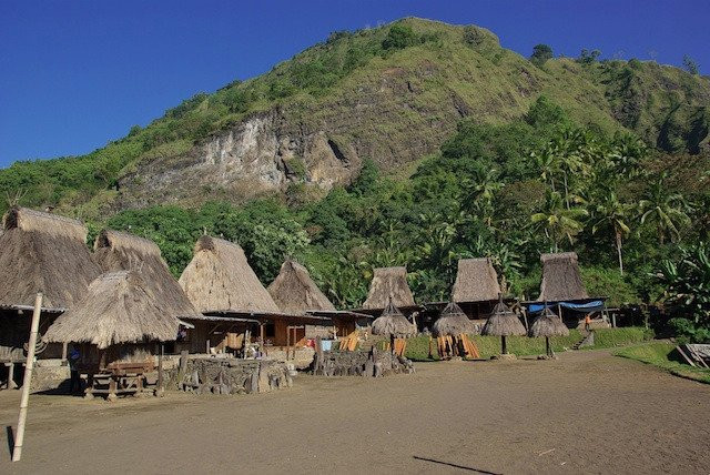 Tololela Cultural Village景点图片