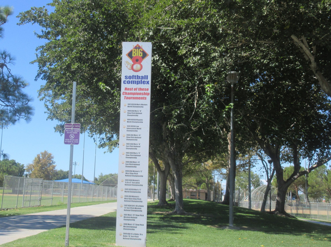 Sgt. Steve Owen Memorial Park-兰开斯特必去景点