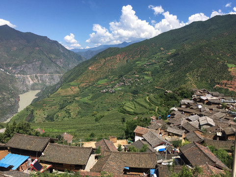 黄花塞客栈主图