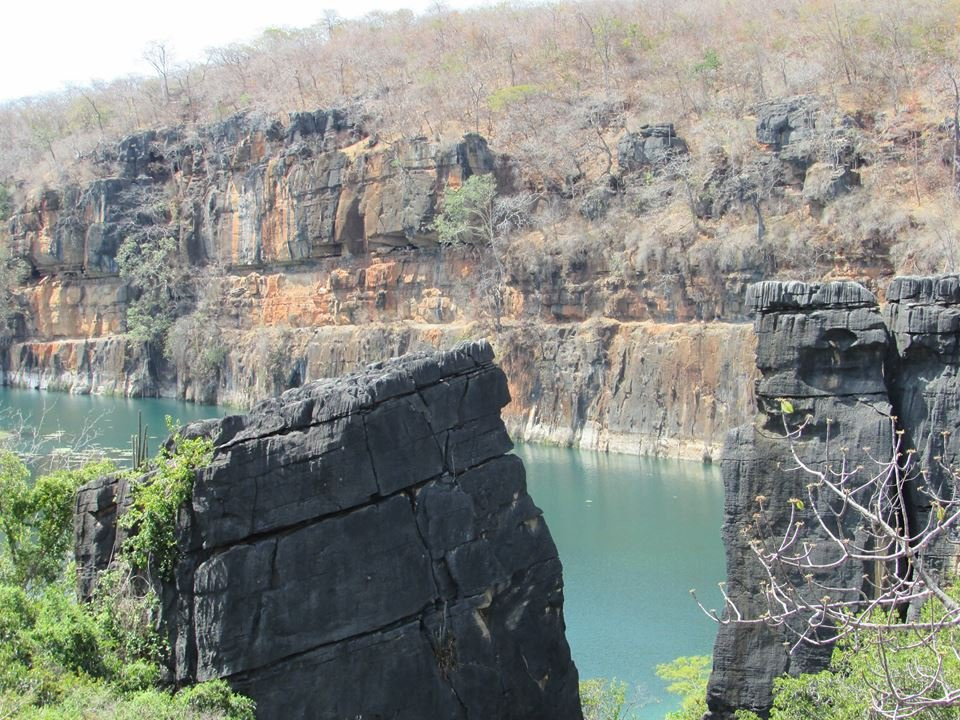 Lagoa Azul-Sao Desiderio必去景点