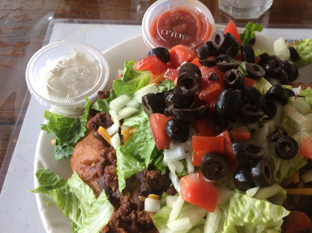 Warm Springs餐馆和美食-Eagle Crossing Restaurant