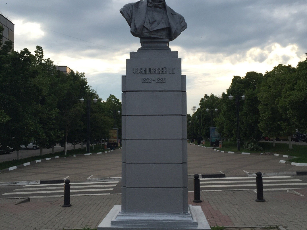 Bust of Chernyshevskiy景点图片