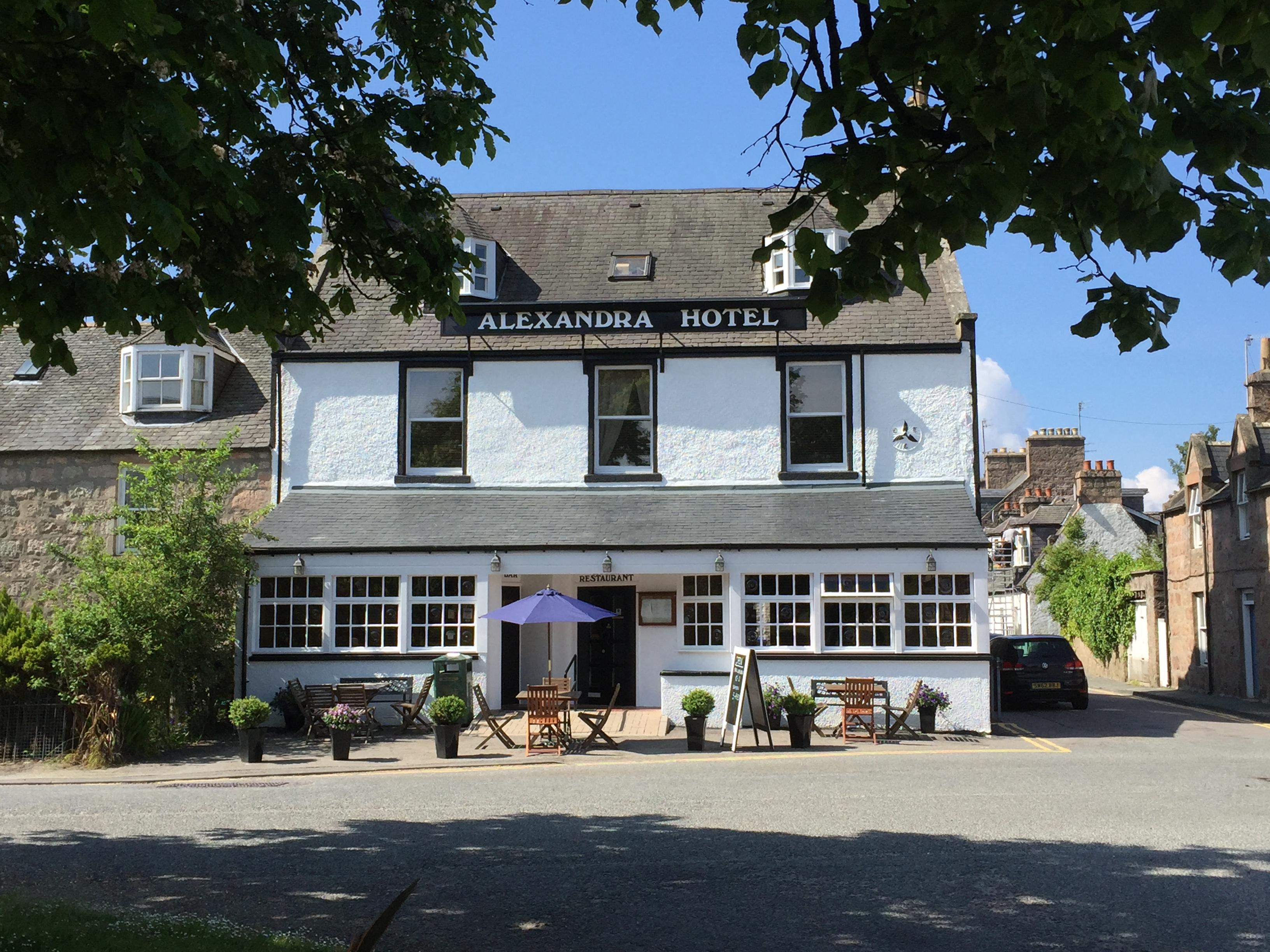 The Alexandra Hotel-官方
