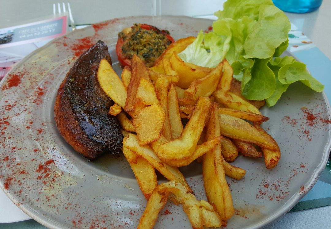 Saint-Jean-du-Pin餐馆和美食-Abbaye Cafe