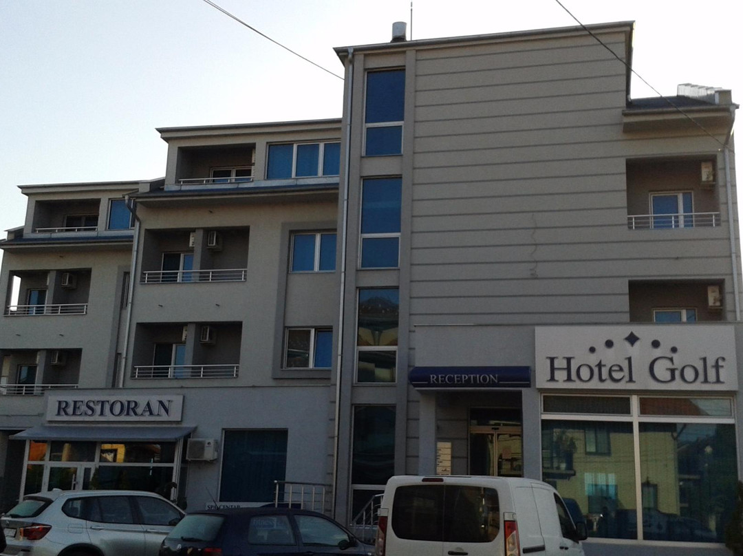 高尔夫酒店