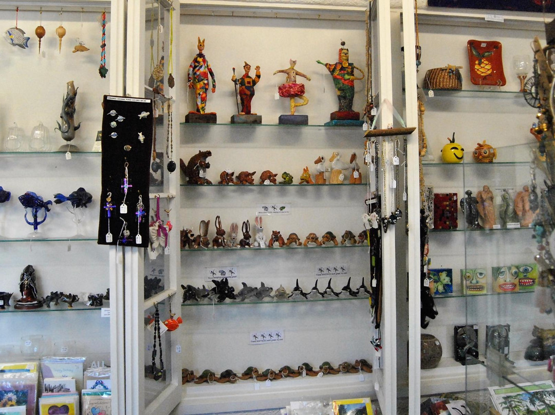 The Artistic Hand Gallery & Studio-Oviedo必去景点