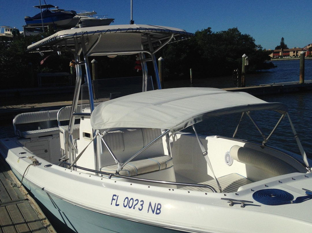 IRB Boat Rentals景点图片