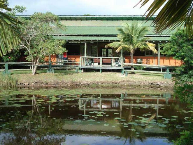 Alamandas Cabanas Hotel